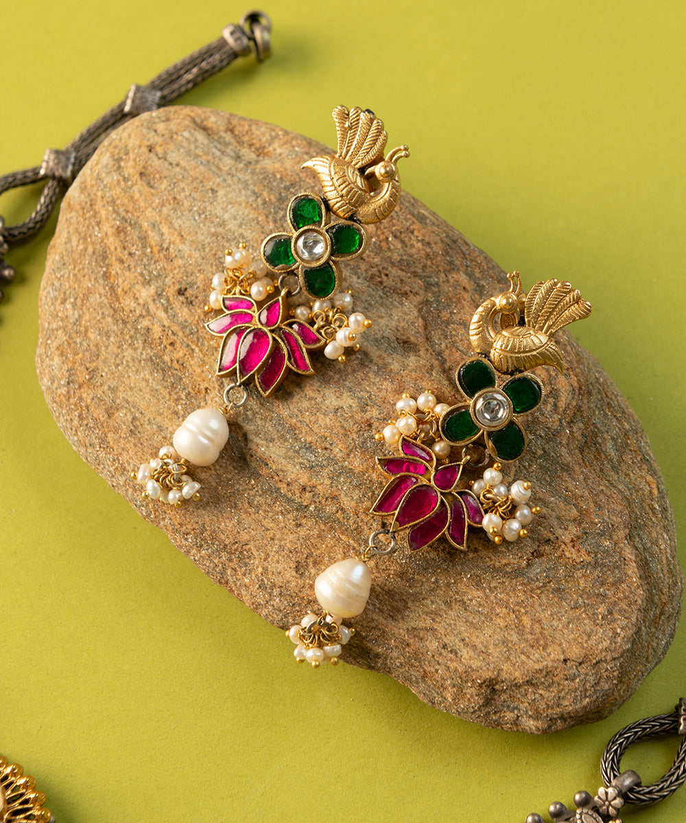 Rasik_Handcrafted_Oxidised_Pure_Silver_Kundan_Necklace_Set_With_Pearls_WeaverStory_02