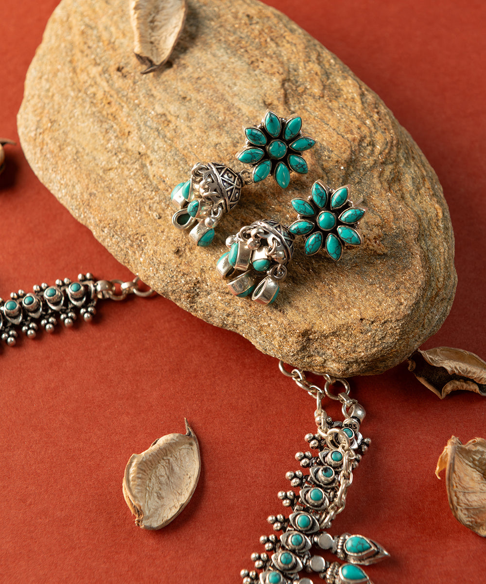 Suravi_Handcrafted_Oxidised_Pure_Silver_Turquoise_Necklace_Set_WeaverStory_02