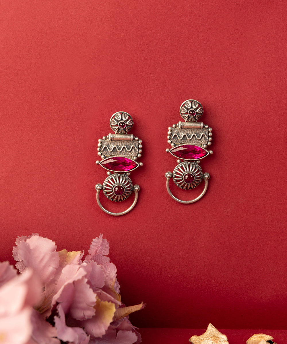 Jhumpa_Handcrafted_Oxidised_Pure_Silver_Earrings_With_Kempstones_WeaverStory_01