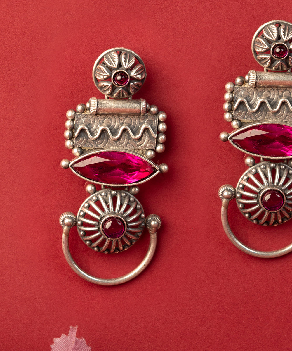 Jhumpa_Handcrafted_Oxidised_Pure_Silver_Earrings_With_Kempstones_WeaverStory_02