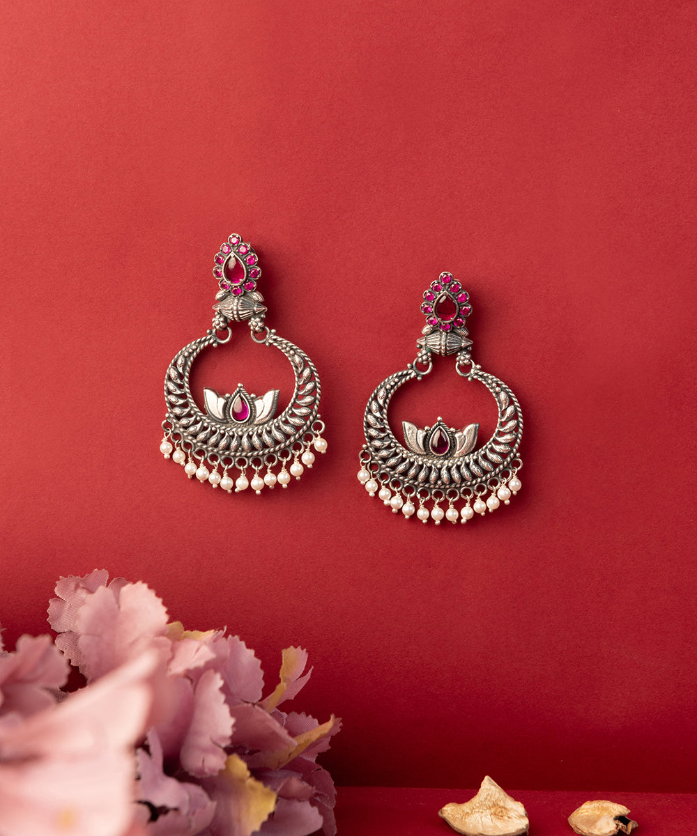 Triparna_Handcrafted_Oxidised_Pure_Silver_Earrings_With_Kempstones_And_Pearls_WeaverStory_01