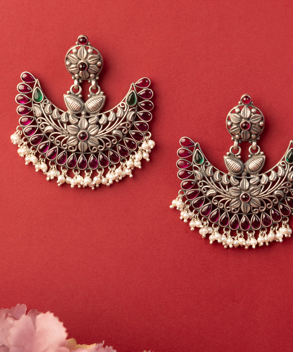 Ruli_Handcrafted_Oxidised_Pure_Silver_Earrings_With_Kempstones_And_Pearls_WeaverStory_02