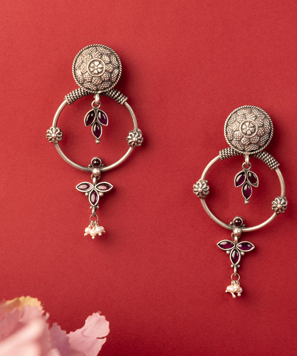 Apeksha_Handcrafted_Oxidised_Pure_Silver_Earrings_With_Kemstones_And_Pearls_WeaverStory_02