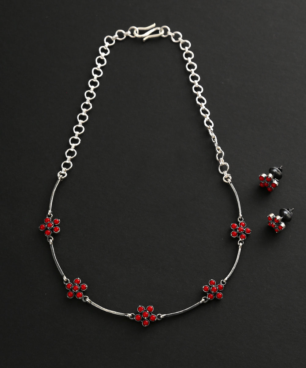 Samrina_Handcrafted_Oxidised_Necklace_Set_In_Pure_Silver_WeaverStory_02