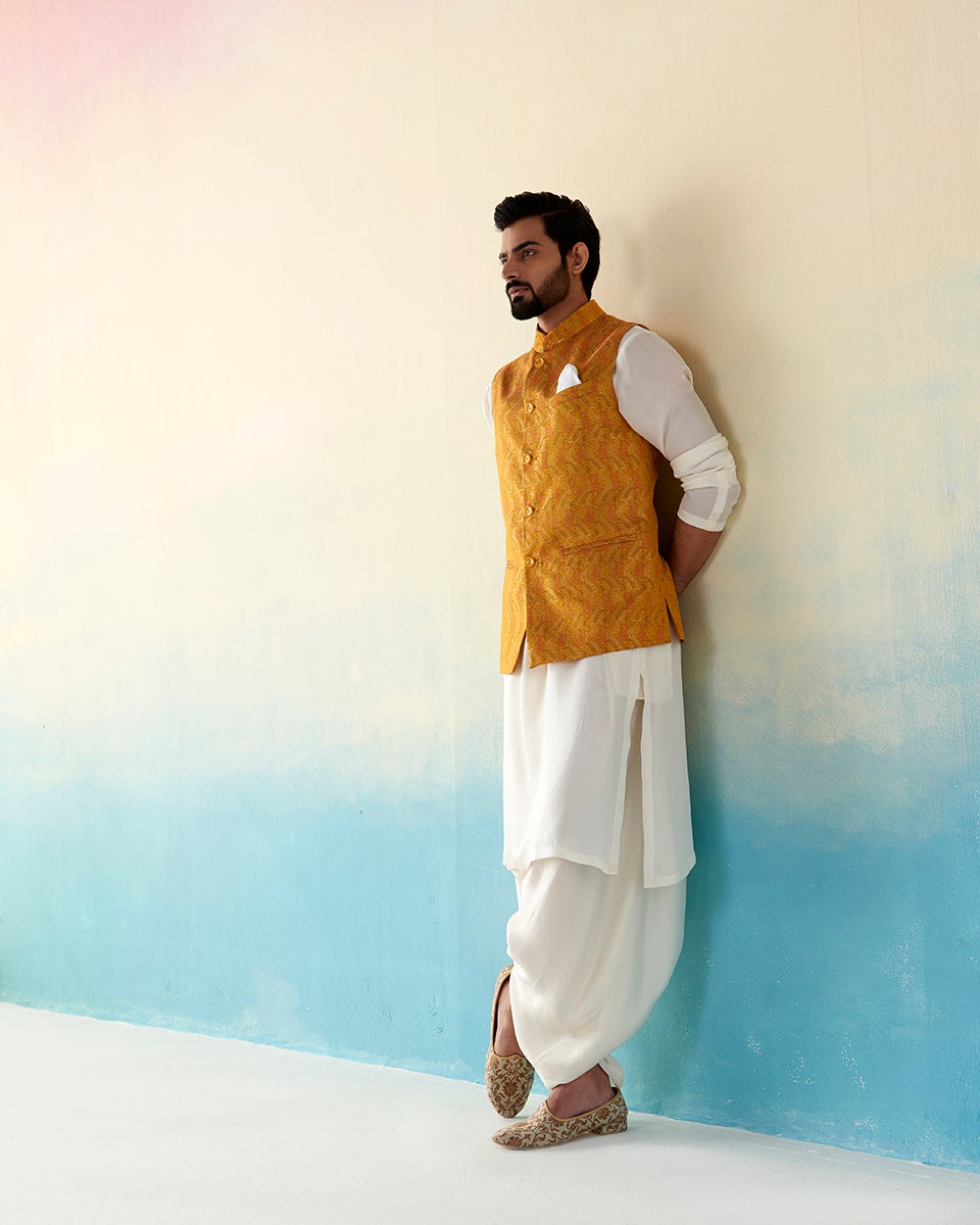 Handloom_Mustard_Pure_Katan_Silk_Banarasi_Nehru_Jacket_WeaverStory_02