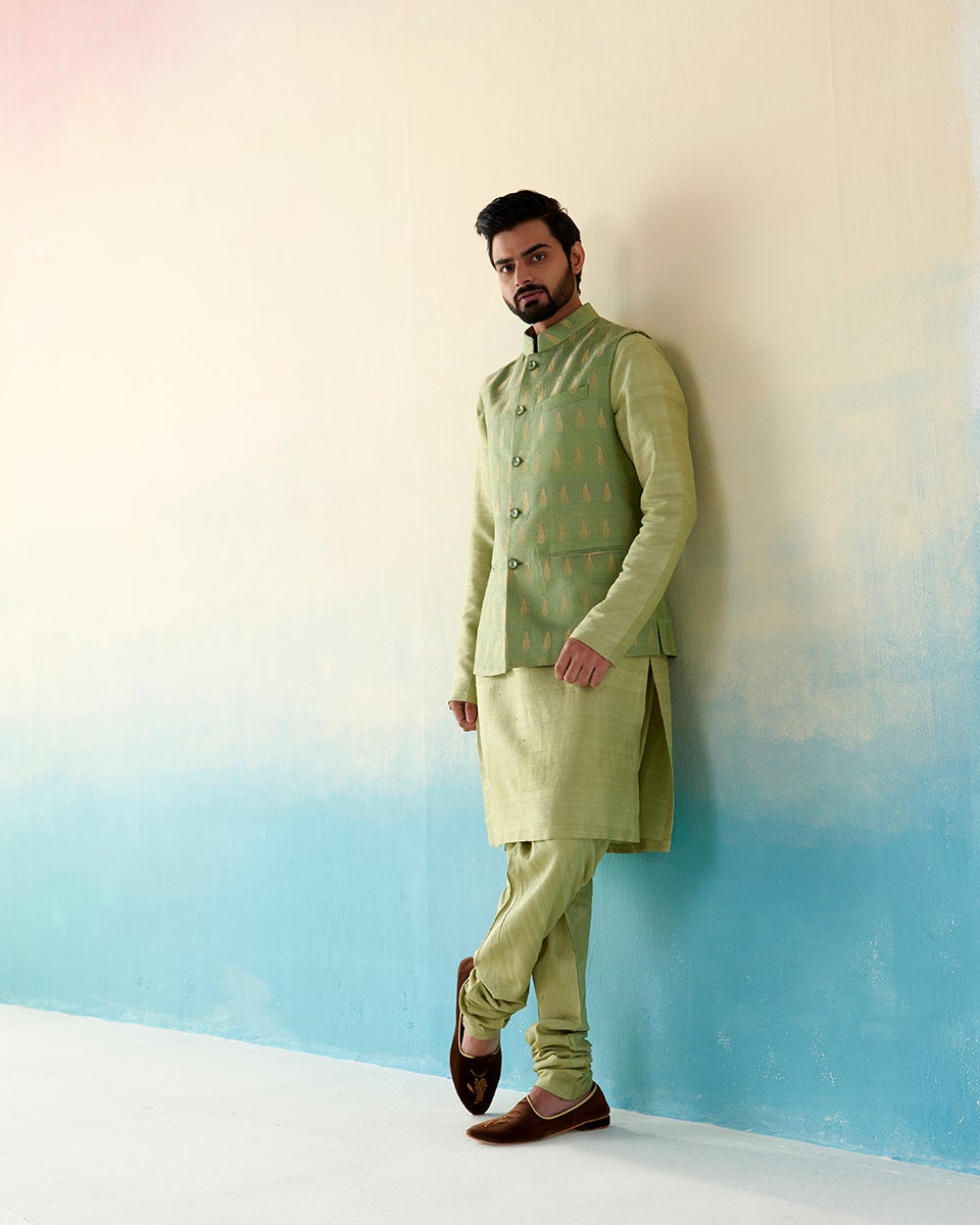 Pista_Green_Handloom_Pure_Katan_Silk_Banarasi_Nehru_Jacket_with_Zari_Tanchoi_Booti_WeaverStory_02