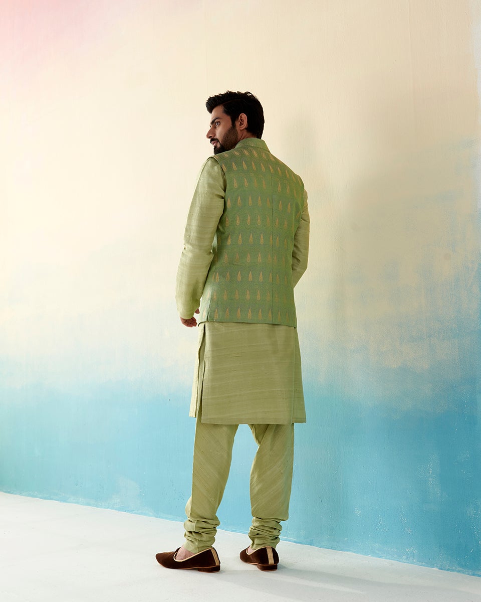 Pista_Green_Handloom_Pure_Katan_Silk_Banarasi_Nehru_Jacket_with_Zari_Tanchoi_Booti_WeaverStory_03