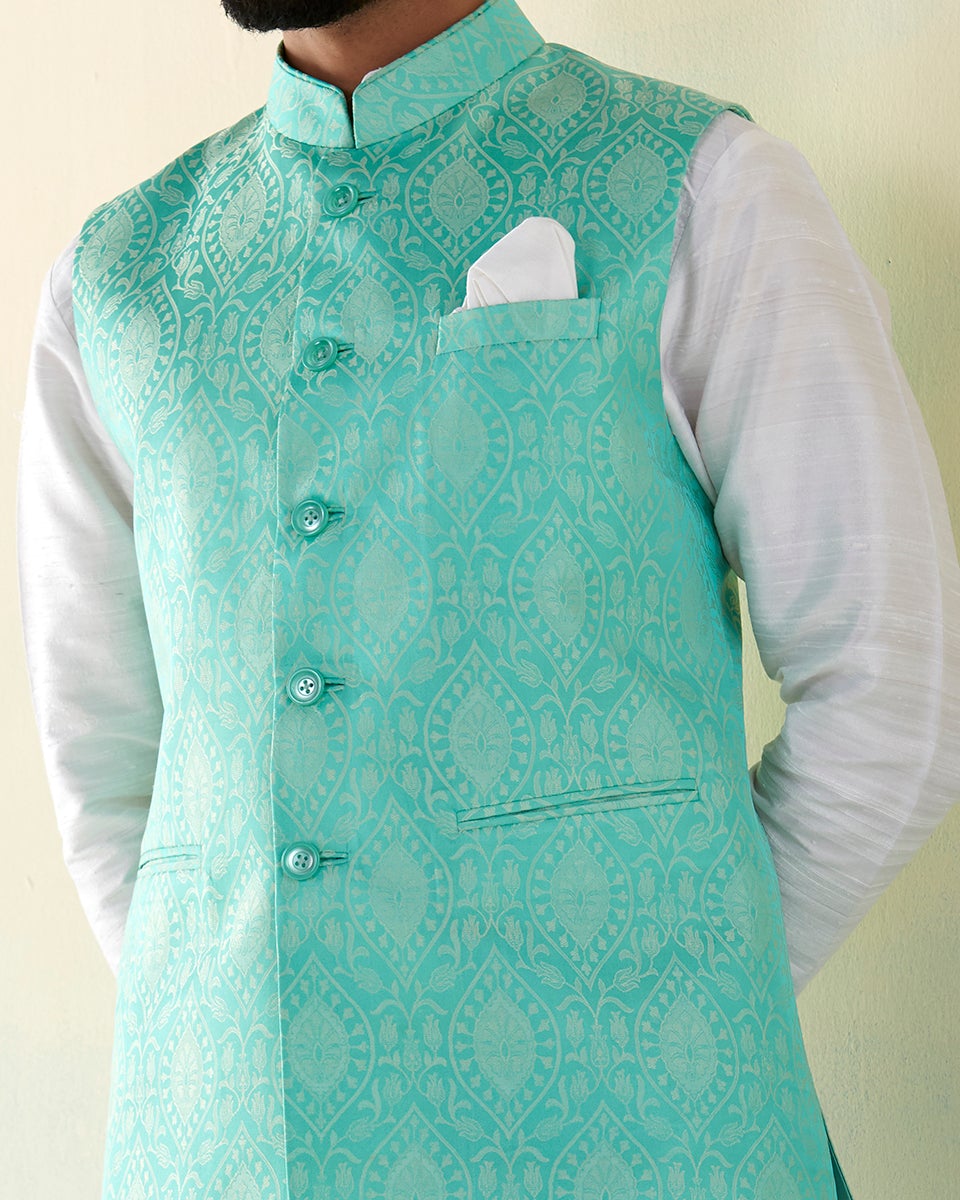 Handloom_Powder_Blue_Pure_Katan_Silk_Jamawar_Nehru_Jacket_With_Jaal_WeaverStory_04
