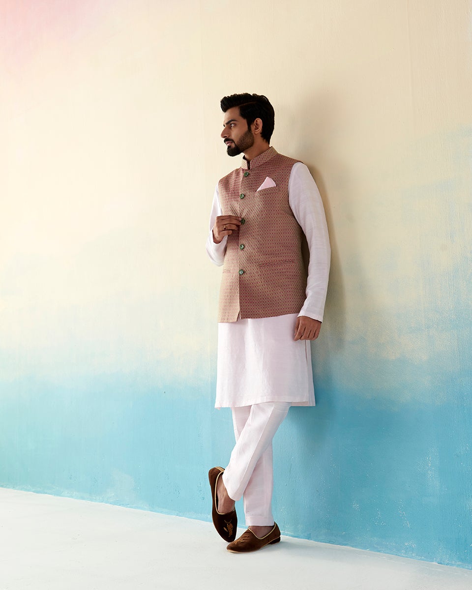 Handloom_Pista_And_Pink_Dual_Tone_Pure_Katan_Silk_Tanchoi_Banarasi_Nehru_Jacket_WeaverStory_02