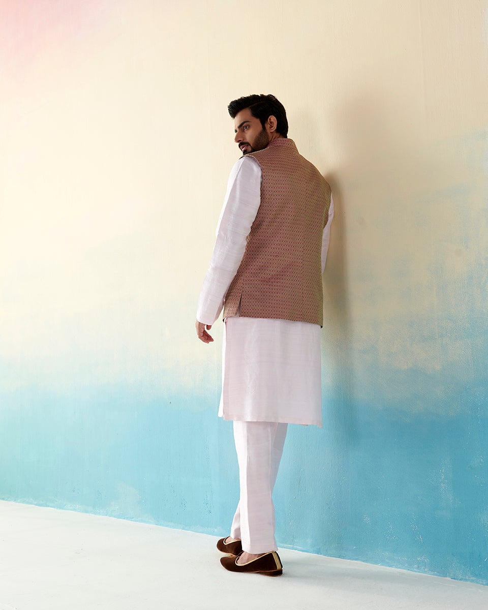 Handloom_Pista_And_Pink_Dual_Tone_Pure_Katan_Silk_Tanchoi_Banarasi_Nehru_Jacket_WeaverStory_03