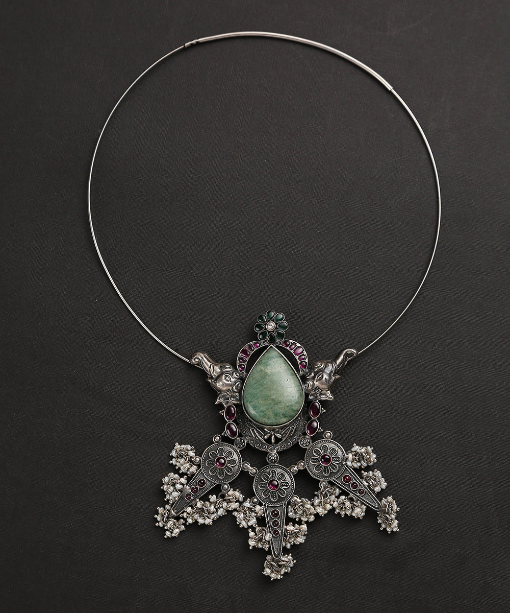 Pure_Silver_Handcrafted_Hasli_With_Elephant_Motif_WeaverStory_02