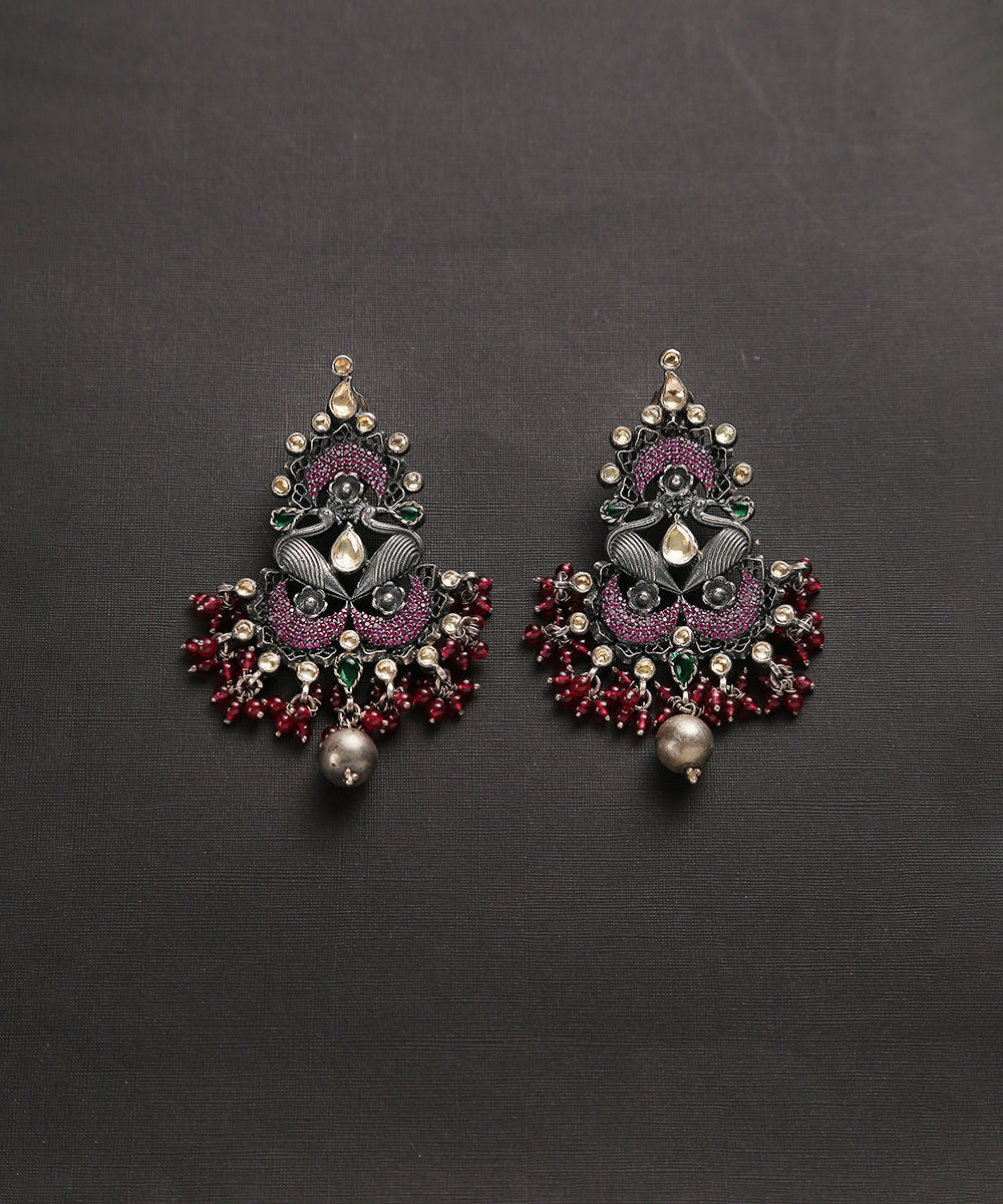 Handcrafted_Pure_Silver_Earrings_With_Swan_Motif_WeaverStory_02