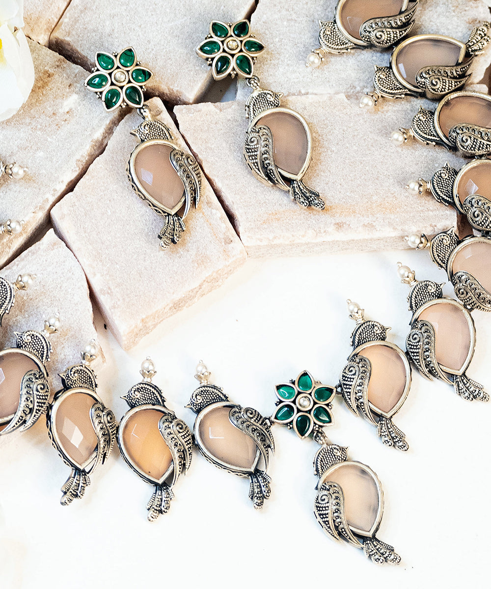 Afza_Handcrafted_Oxidised_Pure_Silver_Necklace_Set_With_Rose_Quartz_And_Kempstones_WeaverStory_02