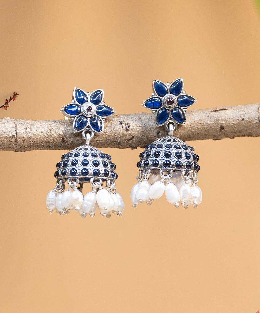 Umairah_Handcrafted_Oxidised_Pure_Silver_Earrings_With_Pearls_WeaverStory_02