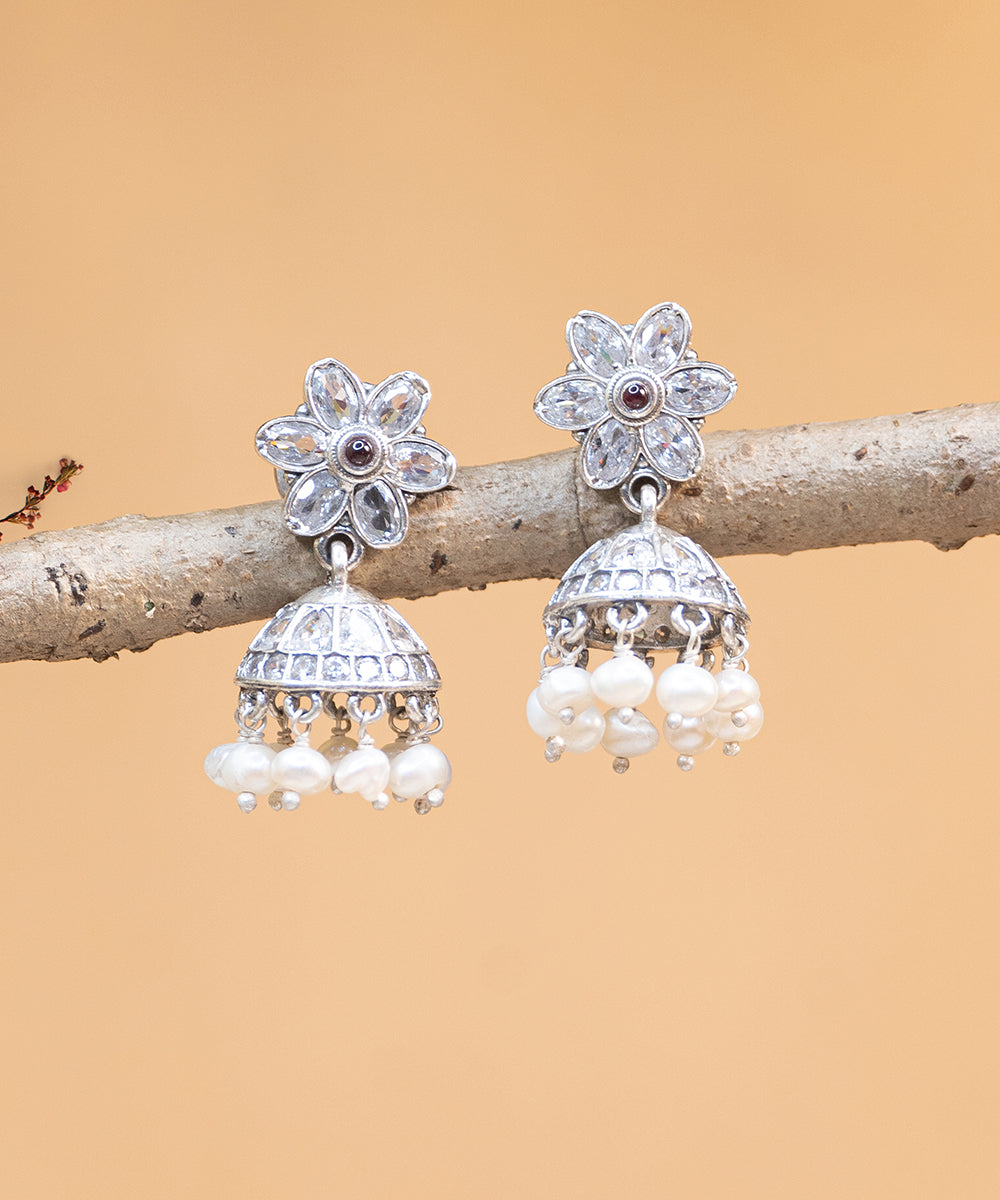 Zafiya_Handcrafted_Oxidised_Pure_Silver_Earrings_With_Pearls_WeaverStory_02