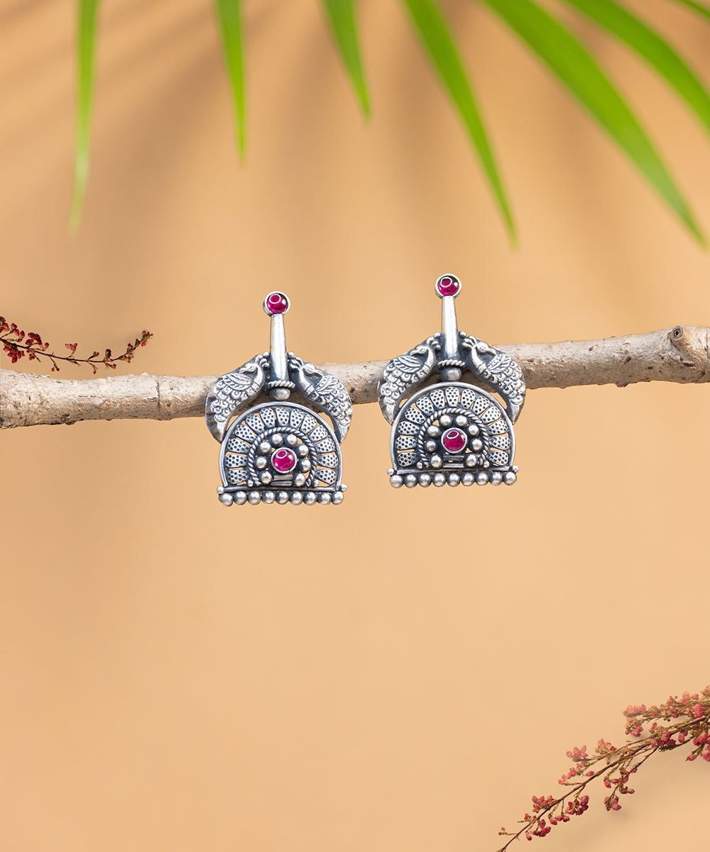 Irshad_Handcrafted_Oxidised_Pure_Silver_Earrings_With_Red_Onyx_WeaverStory_01