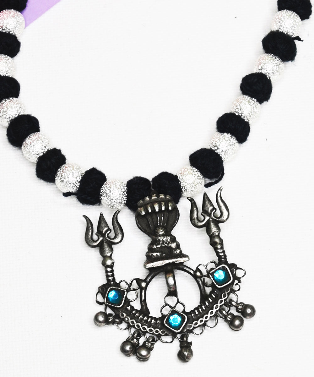 Sidra_Handcrafted_Oxidised_Pure_Silver_Necklace_WeaverStory_02