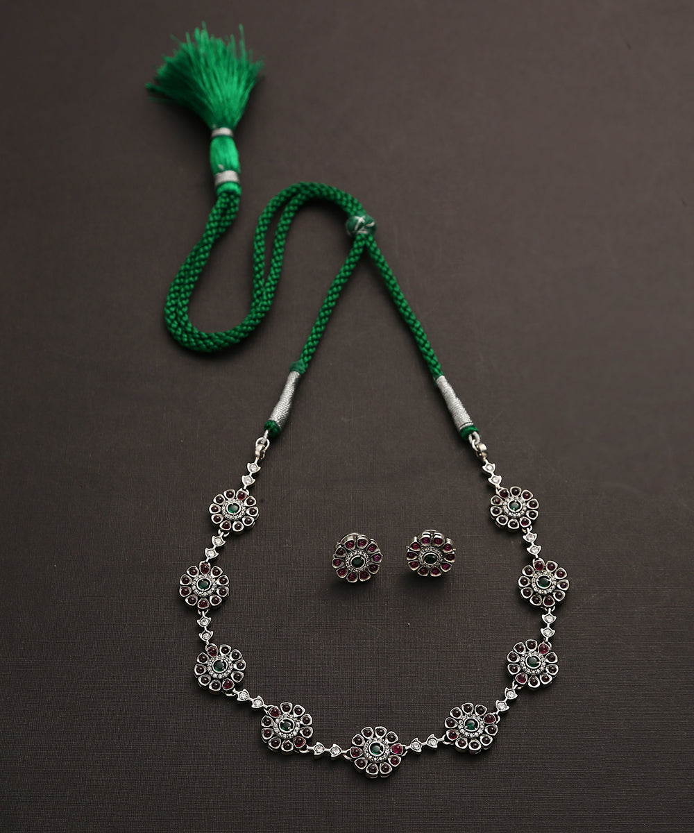 Amiya_Handcrafted_Red_And_Green_Oxidised_Pure_Silver_Necklace_Set_WeaverStory_02