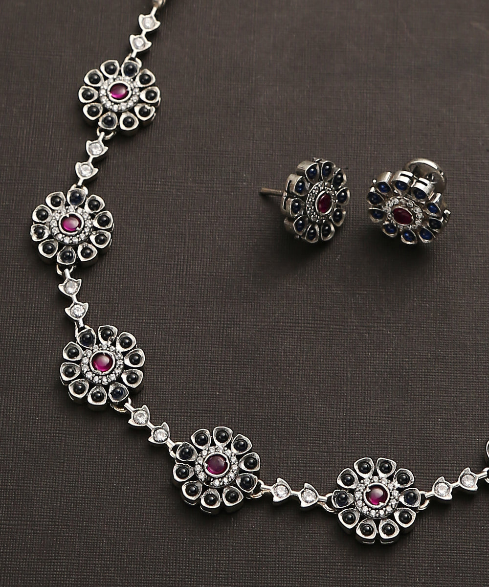 Elina_Handcrafted_Blue_Oxidised_Pure_Silver_Necklace_Set_WeaverStory_03
