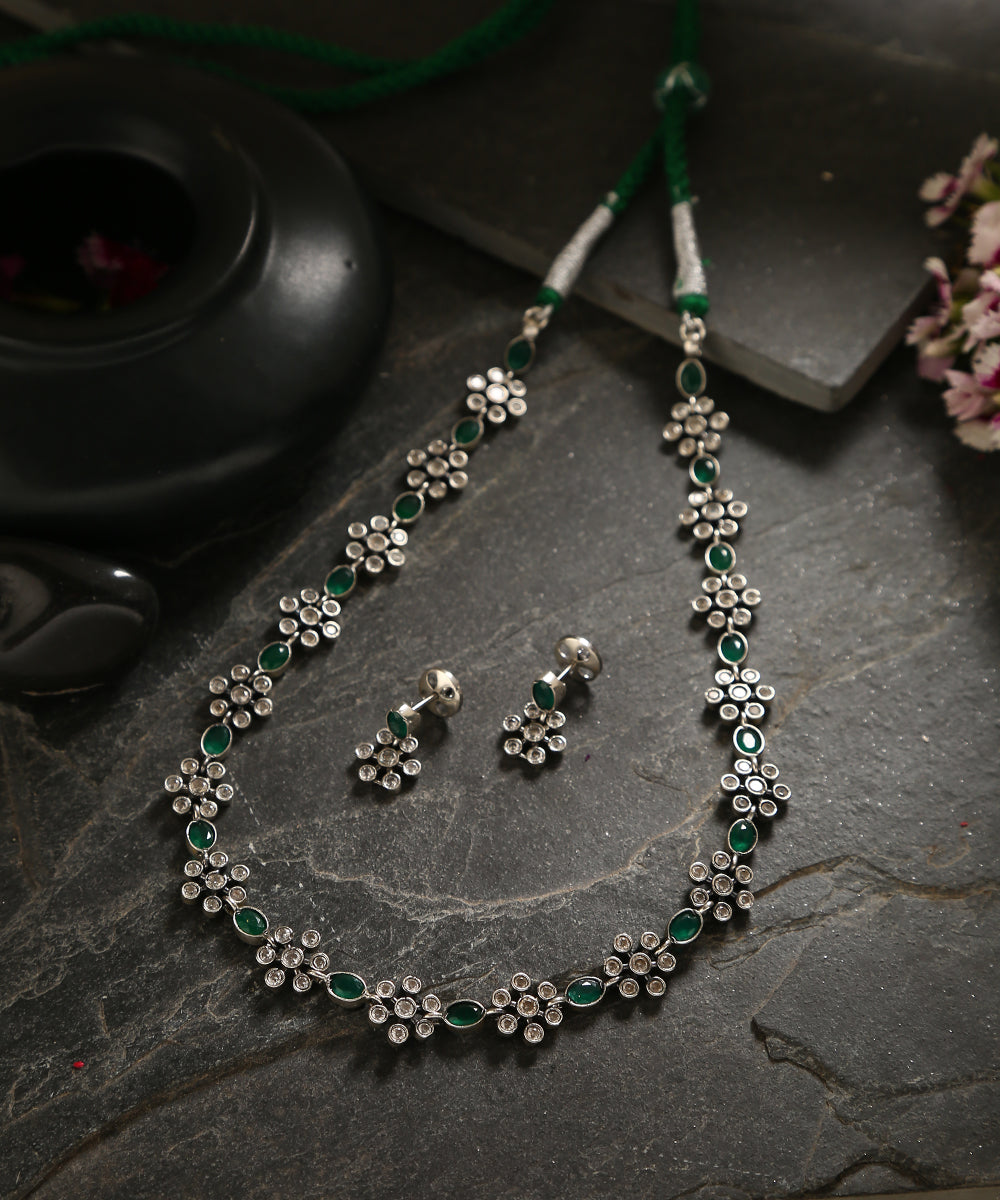 Khanak_Green_Handcrafted_Oxidised_Pure_Silver_Necklace_Set_WeaverStory_01