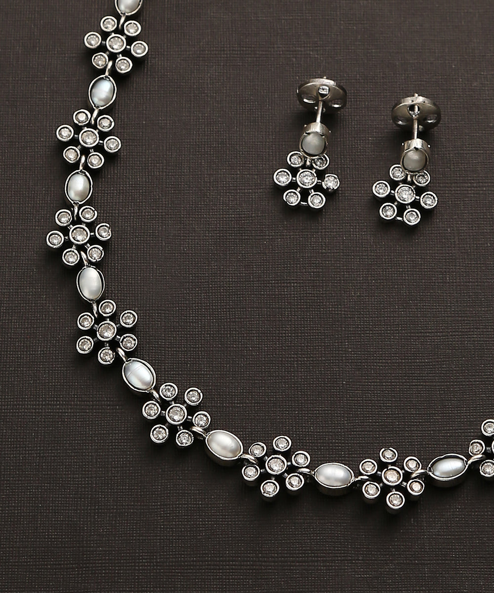 Vedika_Handcrafted_Oxidised_Pure_Silver_Necklace_Set_WeaverStory_03