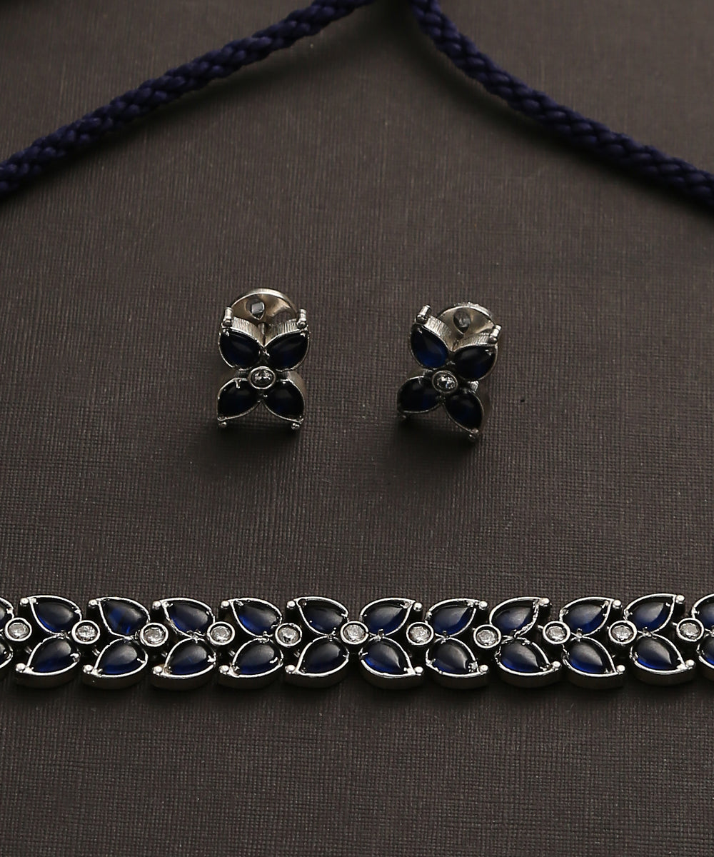 Niranjan_Handcrafted_Oxidised_Pure_Silver_Blue_Necklace_Set_WeaverStory_03
