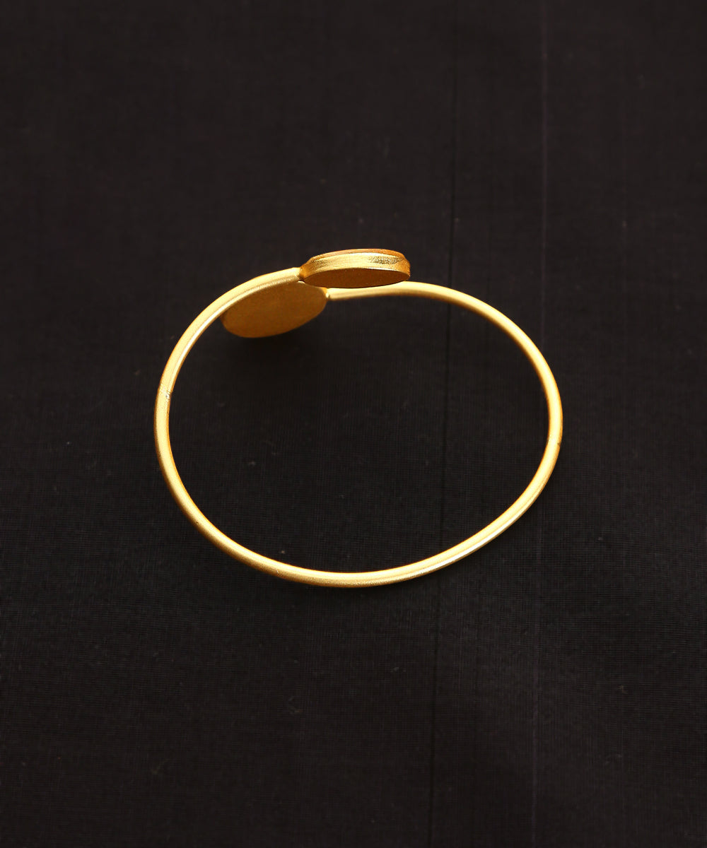 Ishi_Handcrafted_Pure_Brass_Bangle_With_Meenakari_WeaverStory_03