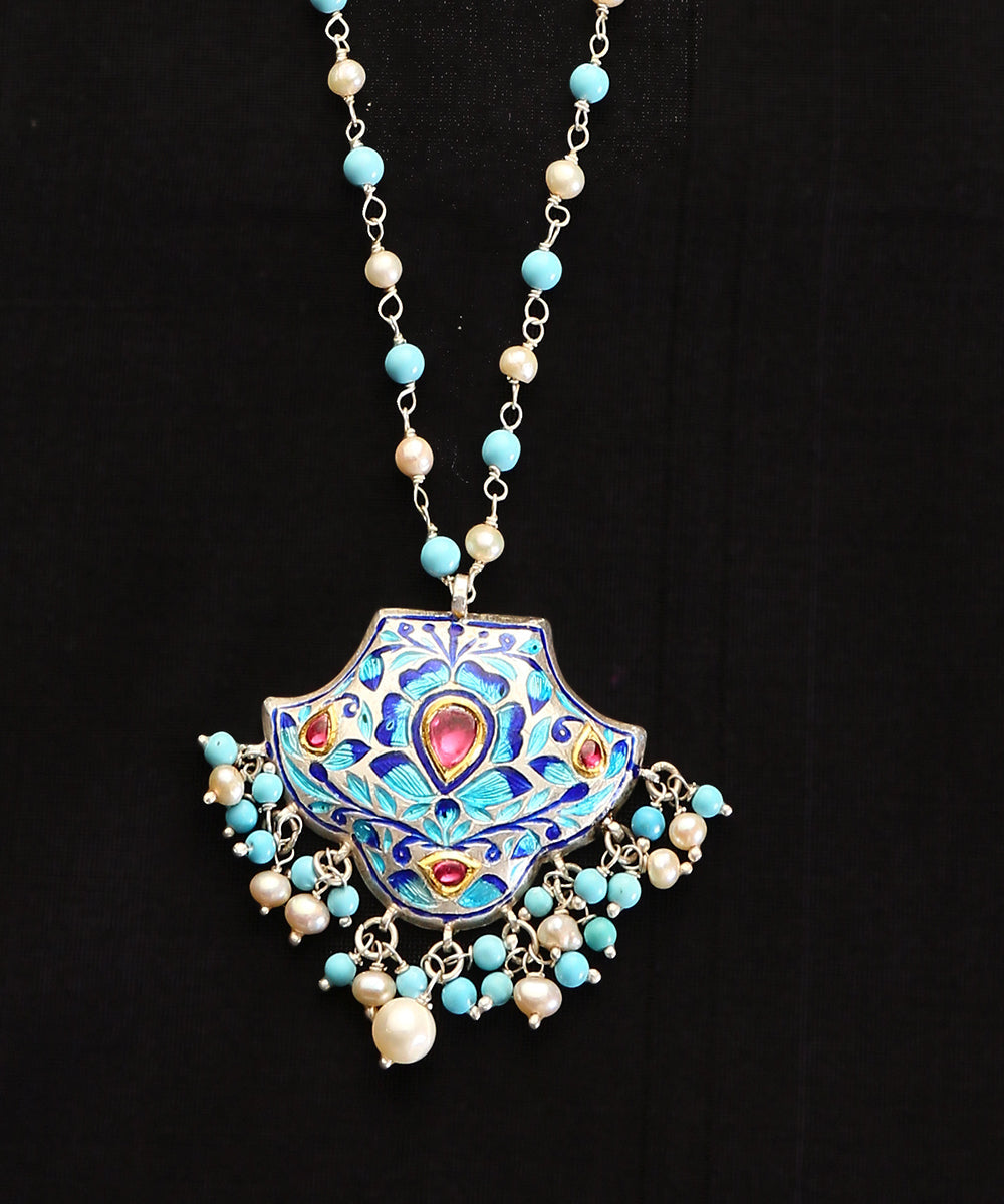 Suveer_Handcrafted_Pure_Silver_Black_Meenakari_Pendant_With_Chain_WeaverStory_03