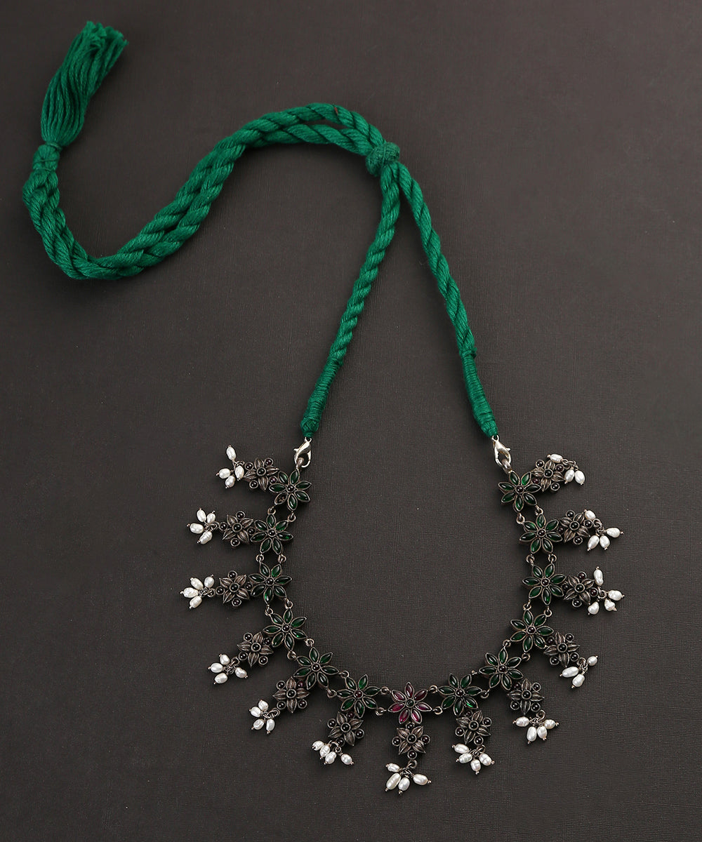 Zahirah_Handcrafted_Dual_Tone_Tribal_Oxidised_Pure_Silver_Necklace_Set_With_Pearls_WeaverStory_02
