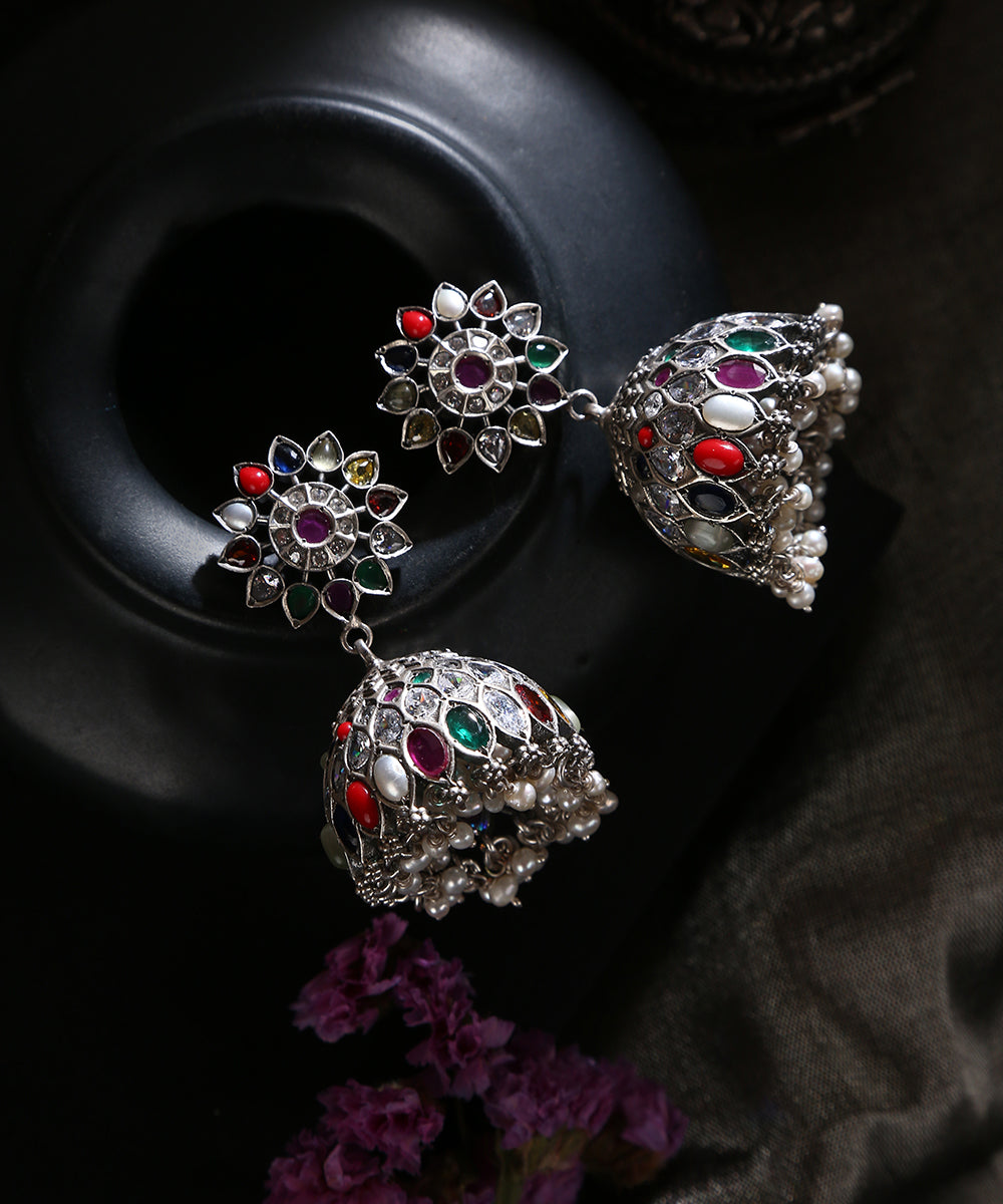 Rashaq_Handcrafted_Green_Tribal_Oxidised_Pure_Silver_Earrings_WeaverStory_01