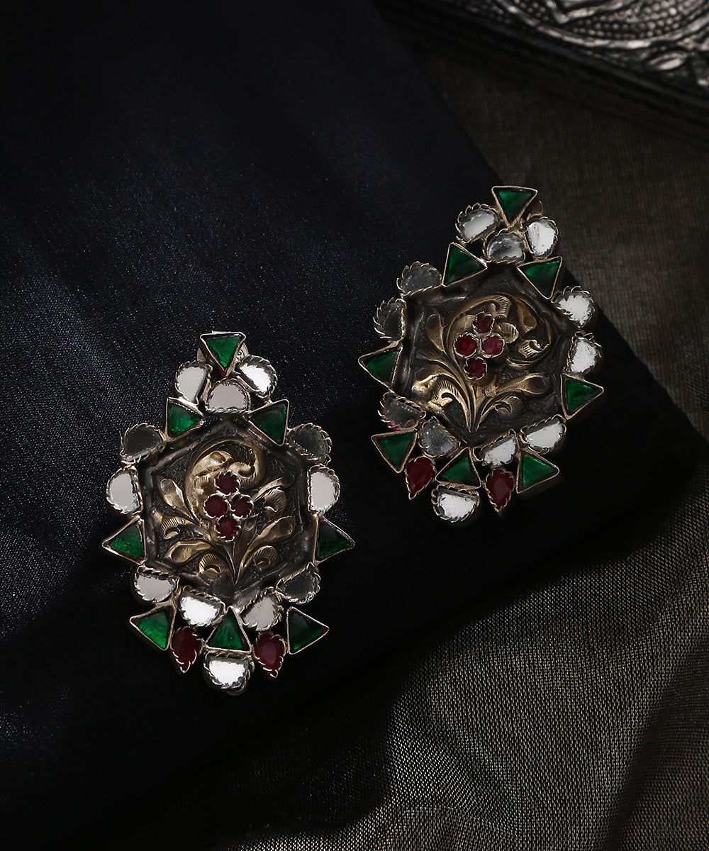 Zohra_Handcrafted_Big_Temple_Oxidised_Pure_Silver_Earrings_WeaverStory_01