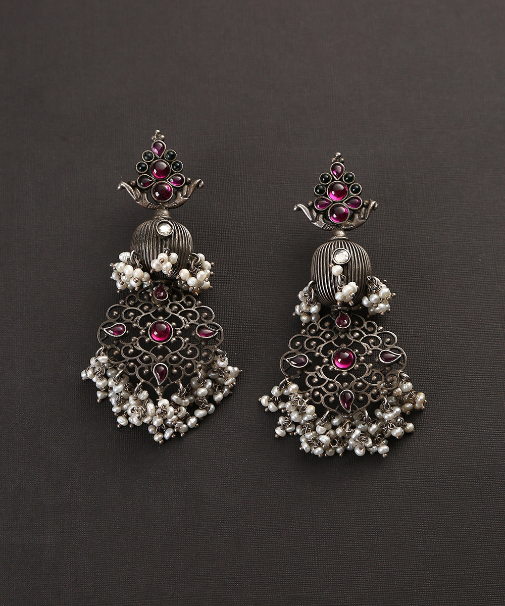 Zarish_Handcrafted_Oxidised_Pure_Silver_Earrings_With_Kundan_WeaverStory_02