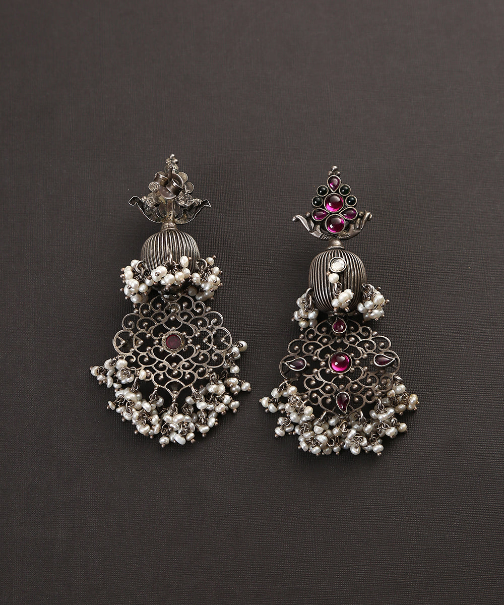 Zarish_Handcrafted_Oxidised_Pure_Silver_Earrings_With_Kundan_WeaverStory_03