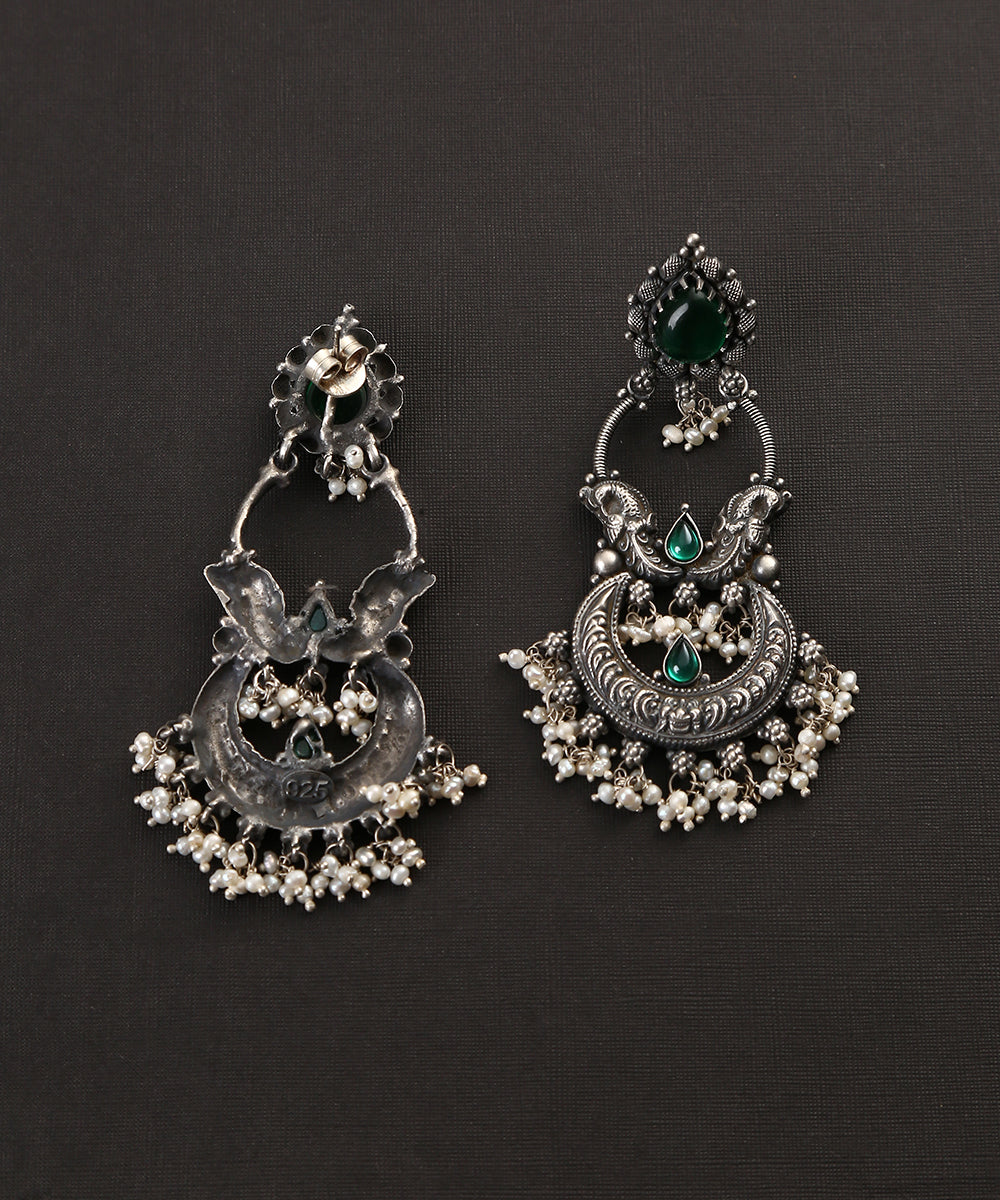 Saba_Red_Oxidised_Pure_Silver_Earrings_With_Kundan_WeaverStory_03