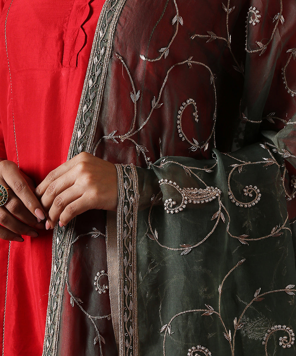 Handloom_Green_Organza_Dupatta_with_Zardozi_Work_WeaverStory_03