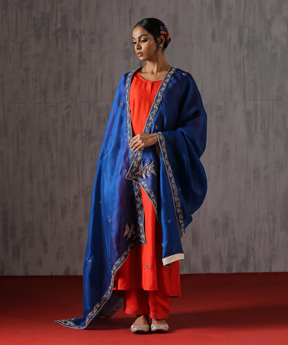 Blue_zardozi_dupatta_with_Leaf_Border_and_Konia_WeaverStory_02