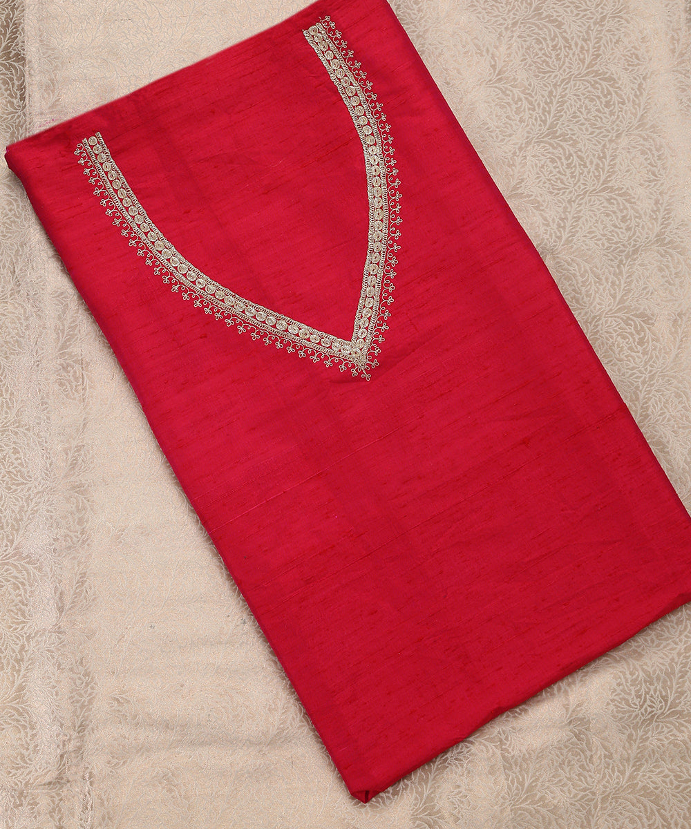 Handloom_Red_Raw_Silk_Banarasi_Blouse_Fabric_with_Tilla_Work_WeaverStory_02