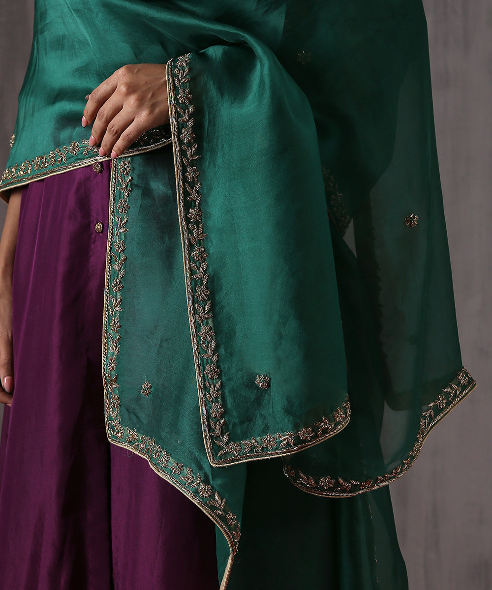 Deep_Green_Handloom_Organza_Dupatta_With_Hand_Embroidered_Zardozi_Border_WeaverStory_03
