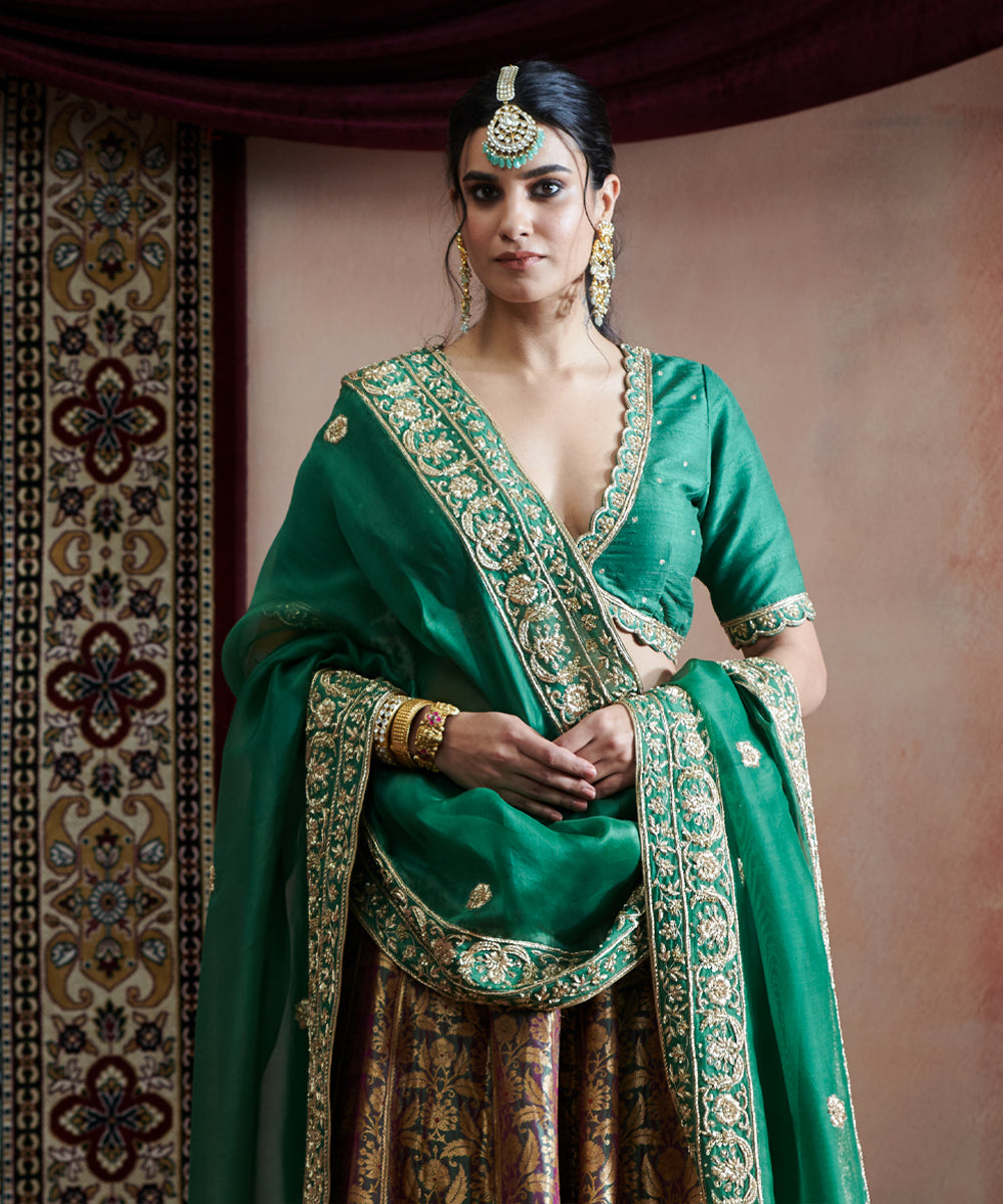 Green Dual Tone Handloom Pure Katan Silk Banarasi Bagheecha Lehenga With Blouse And Organza Dupatta