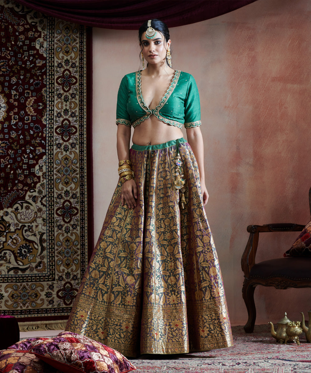 Green Dual Tone Handloom Pure Katan Silk Banarasi Bagheecha Lehenga With Blouse And Organza Dupatta
