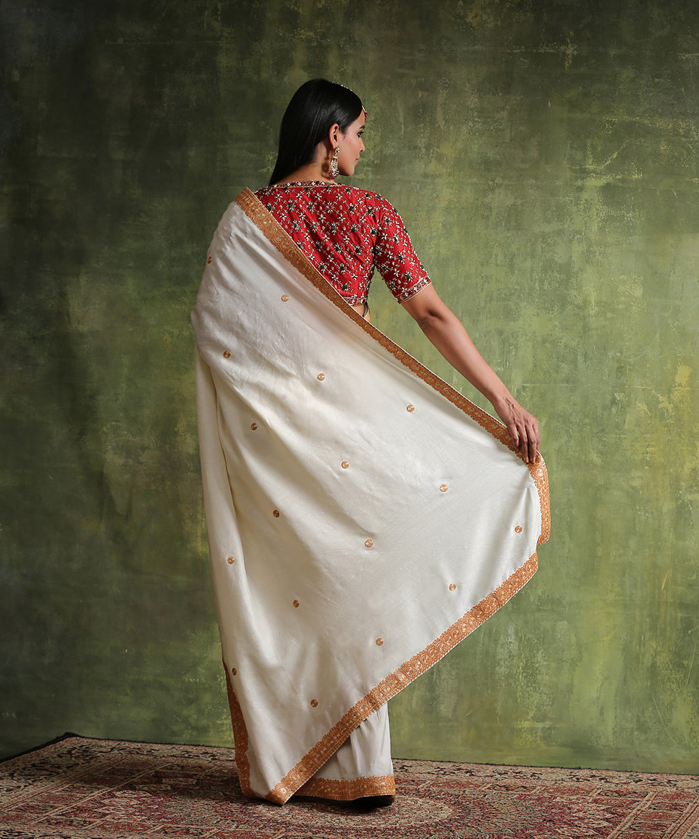 Handloom_Cream_Moonga_Silk_Saree_Kashmiri_Tilla_Embroidery_WeaverStory_03