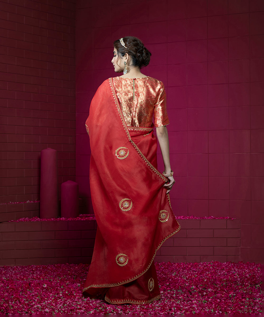 Brick_Red_Handloom_Organza_Saree_with_Closed_Neck_Brocade_Blouse_WeaverStory_03