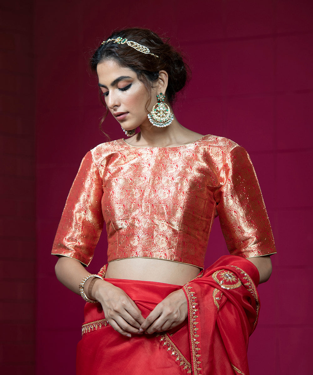 Brick_Red_Handloom_Organza_Saree_with_Closed_Neck_Brocade_Blouse_WeaverStory_04