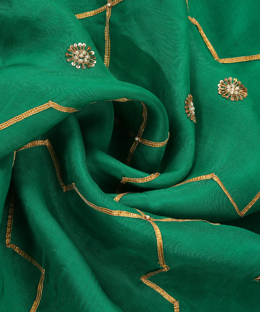 Verdian_Green_Handloom_Organza_Dupatta_With_Hand_Embroidered_Gota_And_Zardozi_Work_With_Kiran__WeaverStory_05