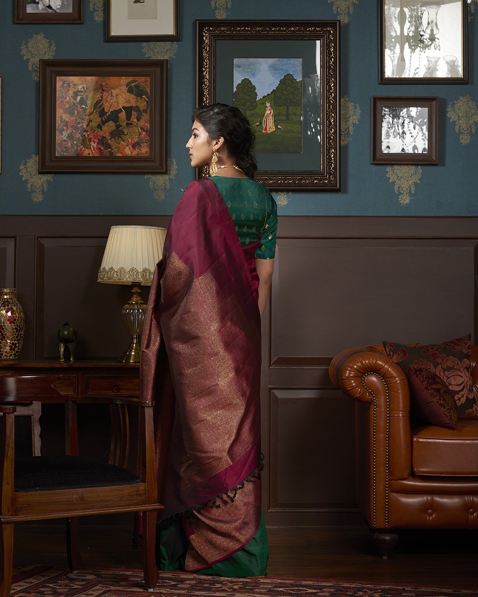 Maroon_Handloom_Kanjivaram_Silk_Saree_With_All_Over_Zari_Brocade_WeaverStory_03