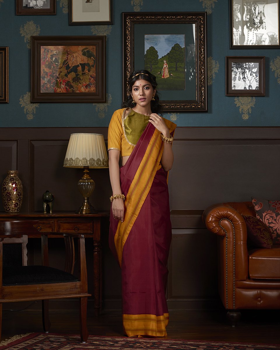 Maroon_Handloom_Kanjivaram_Silk_Saree_With_Yellow_Border_WeaverStory_02