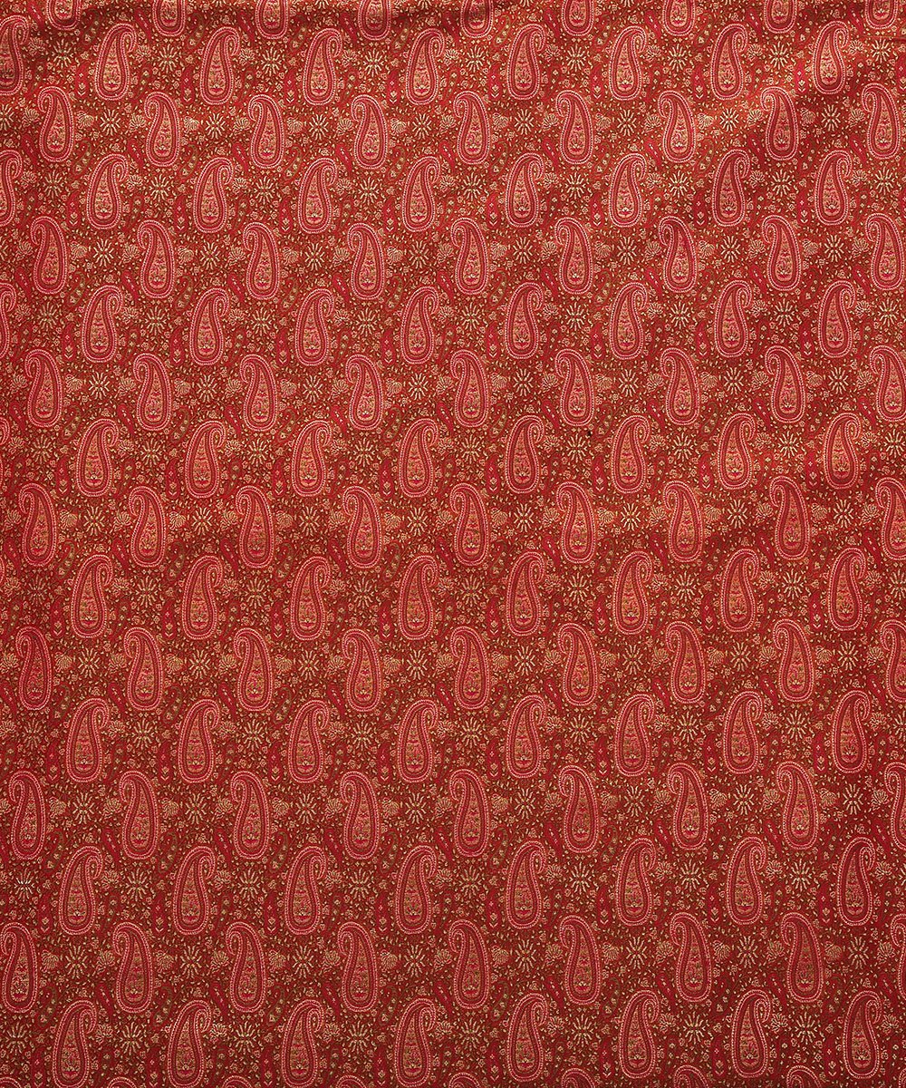 Maroon_Handloom_Pure_Katan_Silk_Zari_Brocade_Banarasi_Fabric_WeaverStory_02