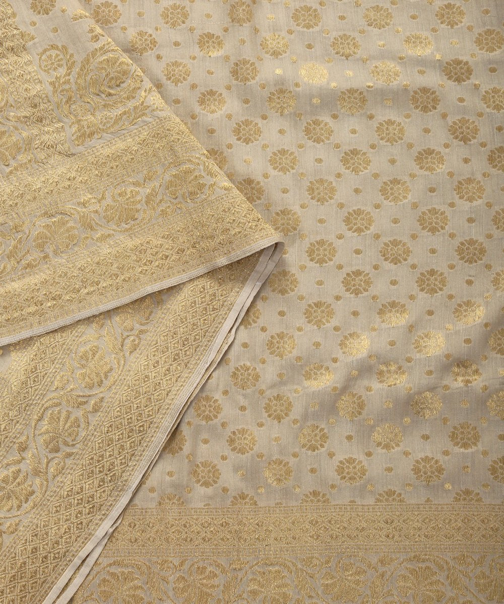 Moonga_Silk_Handloom_Banarasi_Dupatta_with_Small_Floral_Booti_WeaverStory_05