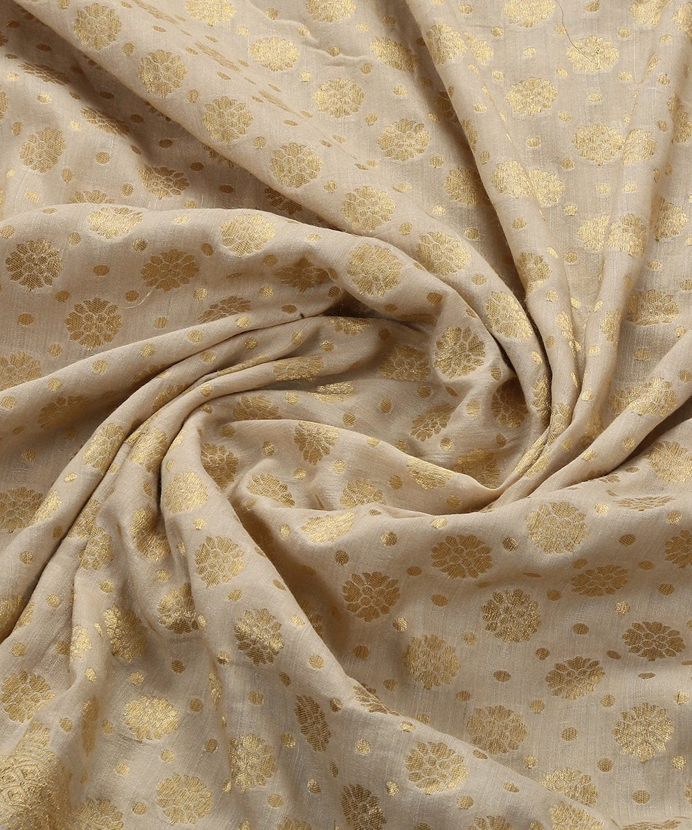 Moonga_Silk_Handloom_Banarasi_Dupatta_with_Small_Floral_Booti_WeaverStory_06