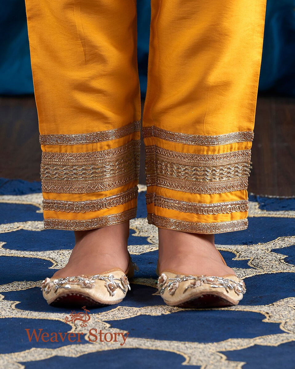 Mustard_Tagai_Tunic_with_Gotta_Farshi_Pants_WeaverStory_04